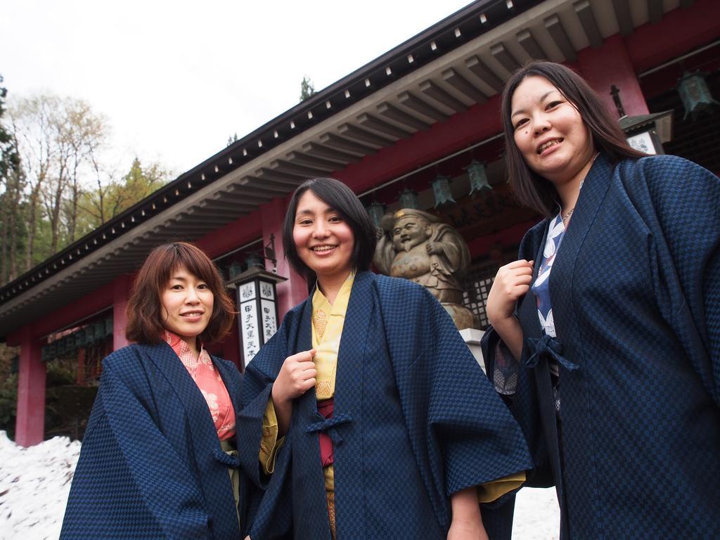 Tofuya Ryokan, Onogawa Onsen, Sauna, Barrier-Free Ξενοδοχείο Yonezawa Εξωτερικό φωτογραφία